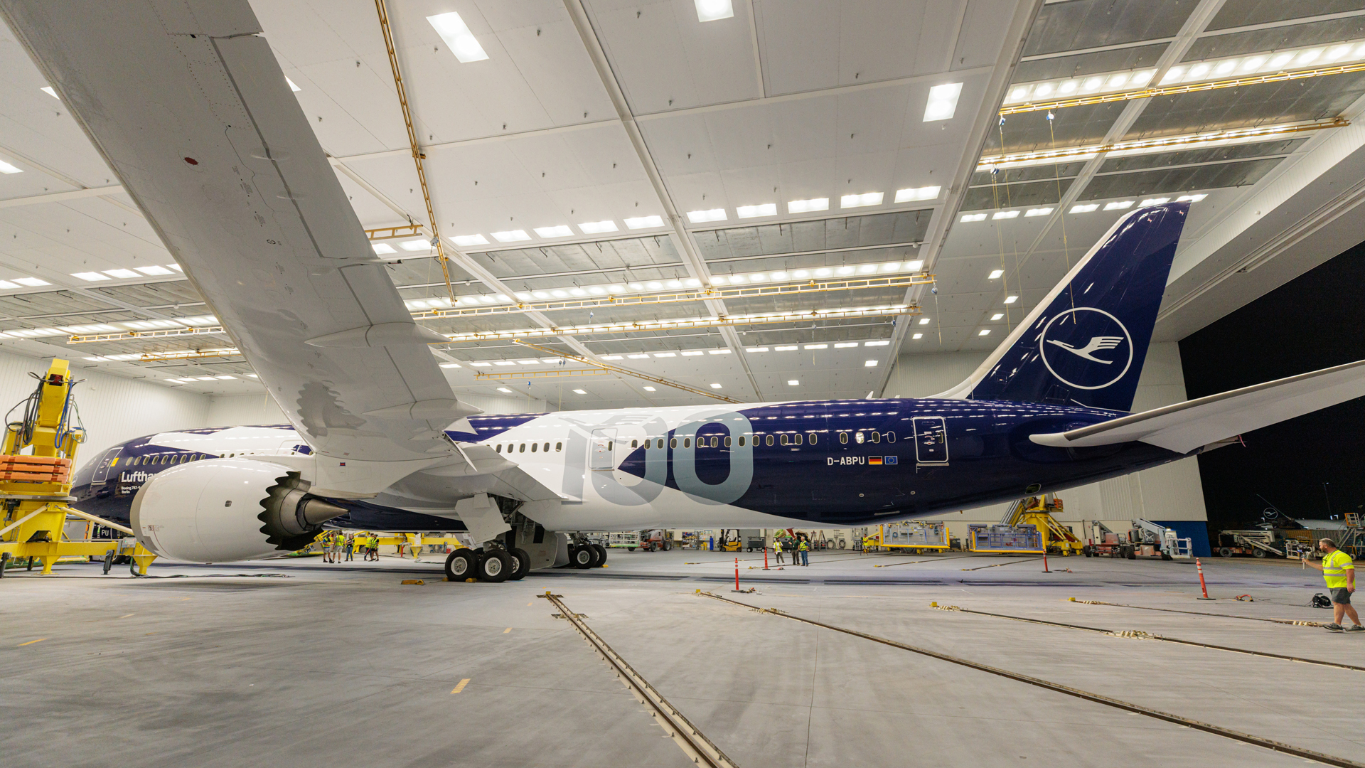 Lufthansa Dreamliner receives special livery to mark centennial