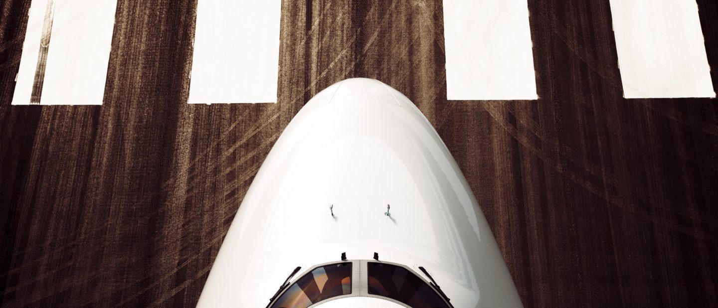 CGI: Blick von oben auf die Nase einer Lufthansa 747-8 // CGI: View of a nose of Lufthansa 747-8 from above